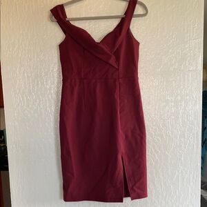 Lulu's burgundy Sweetheart Sheath Dress
